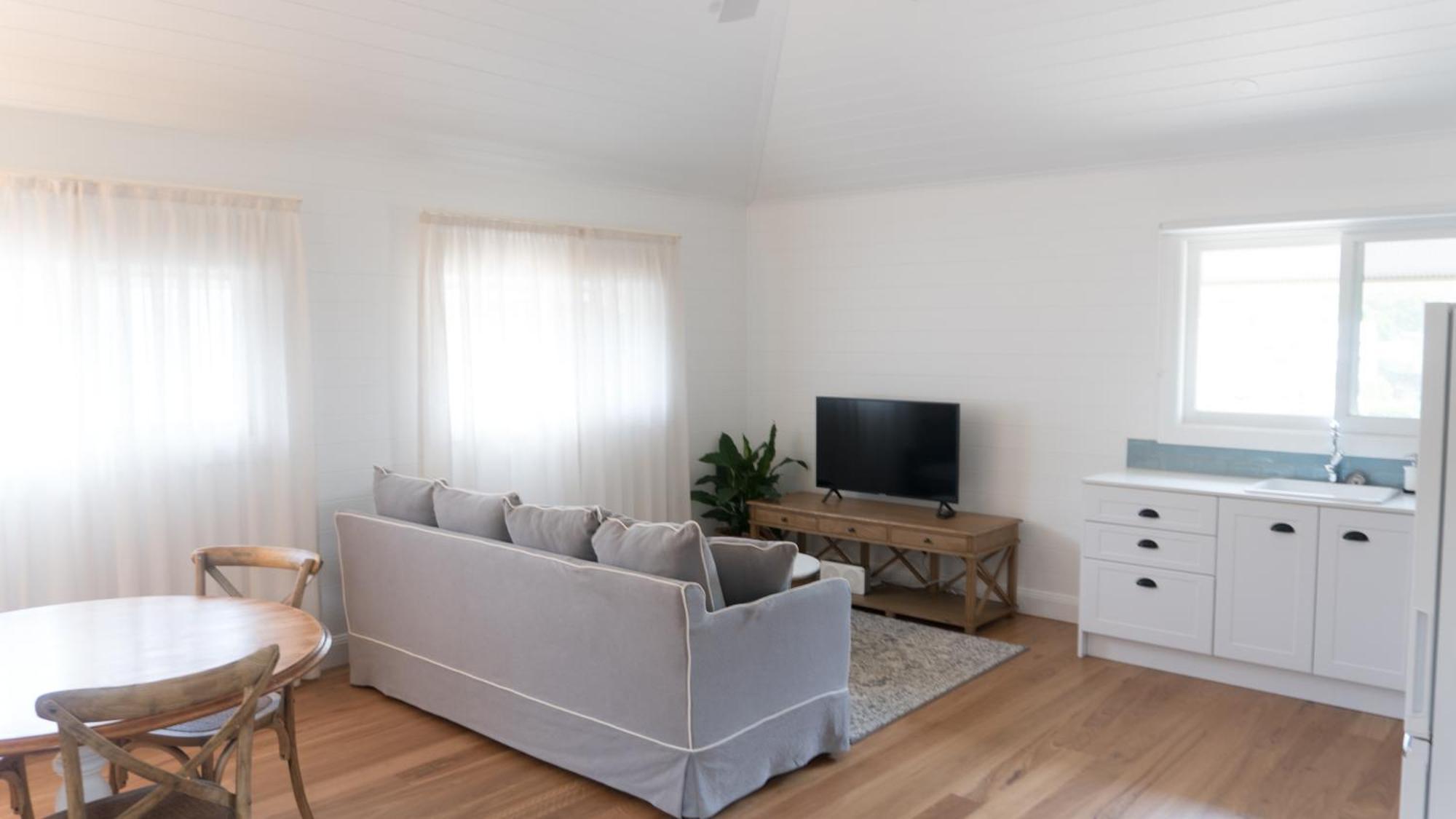 Bangalow Guesthouse Екстер'єр фото