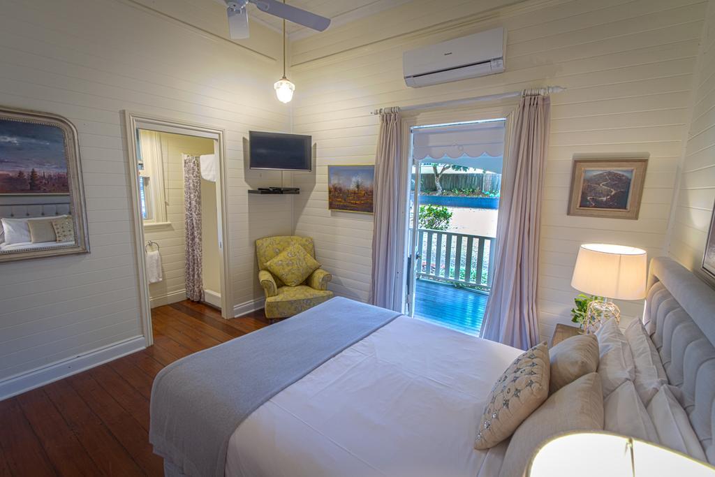 Bangalow Guesthouse Екстер'єр фото